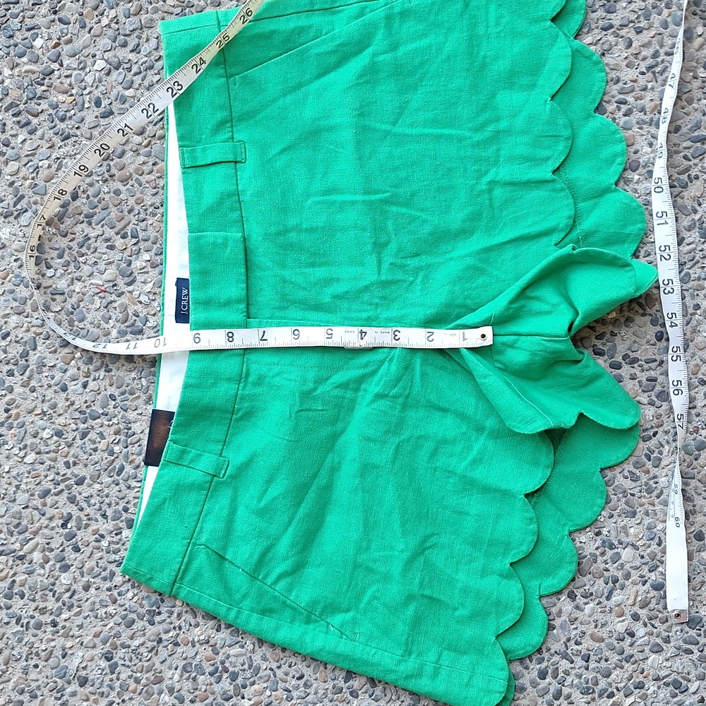 NWT 4" J. Crew Kelly Green Scalloped Hem Cotton Linen Shorts Size 10 - Picture 5 of 11